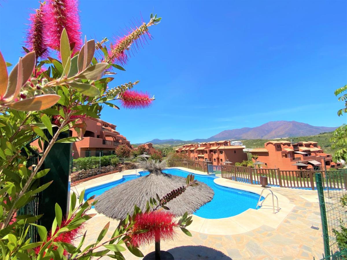 Sea View Penthouse With Hot Tub - Casa Bella Vista, Buenas Noches , Appartement Estepona